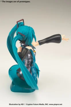 Bandai Figure-rise Bust Hatsune Miku -Bandai 157e22cb11ee45ca961b105b82131c7d.jpg