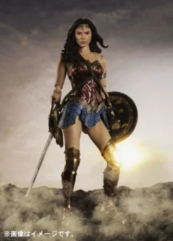 Bandai S.H.Figuarts Justice League: Wonder Woman -Bandai 62e594a45e95462785419476da5f0f6a.jpg