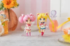 Bandai Figuarts Mini Pretty Guardian Sailor Moon Eternal Super Sailor Chibi Moon: Eternal Edition -Bandai 767b307cf6684690a4db9cfb3355435c.jpg