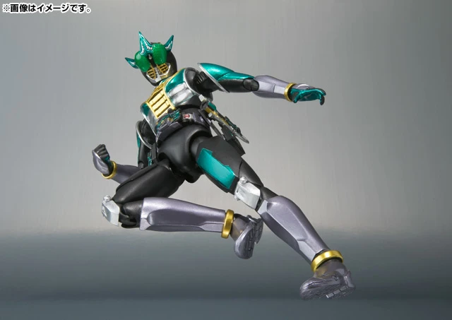 Bandai S.H.Figuarts Kamen Rider Den-O Zeronos Altair Form 5 Bandai S.H.Figuarts Kamen Rider Den-O Zeronos Altair Form - Image 3