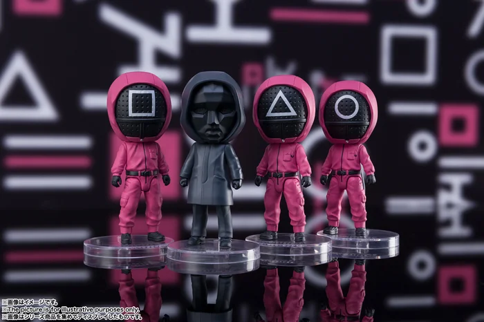 Bandai Figuarts Mini Squid Game Masked Soldier 8 Bandai Figuarts Mini Squid Game Masked Soldier - Image 6