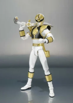 Bandai S.H.Figuarts Mighty Morphin Power Rangers White Ranger -Bandai e330914eabb14a23bad0152ff601eb28.jpg